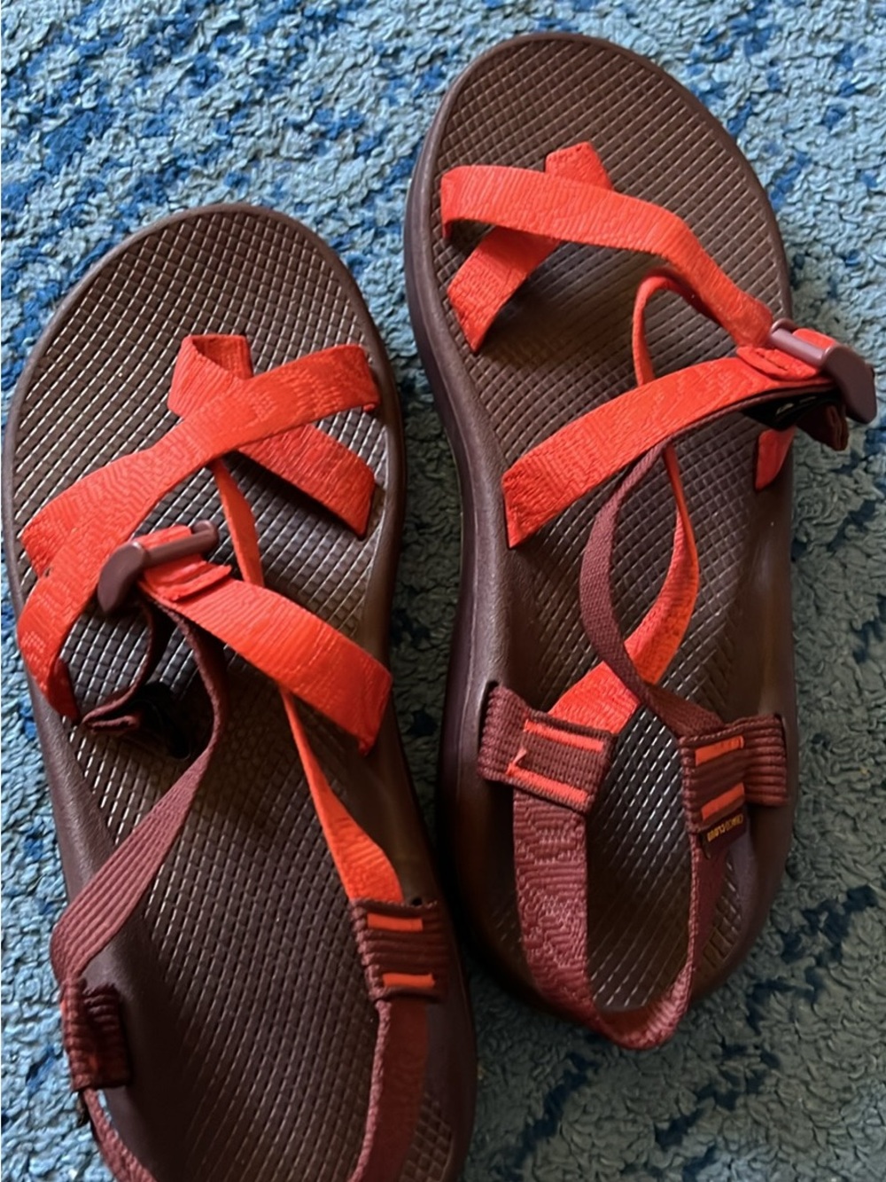 Red chacos